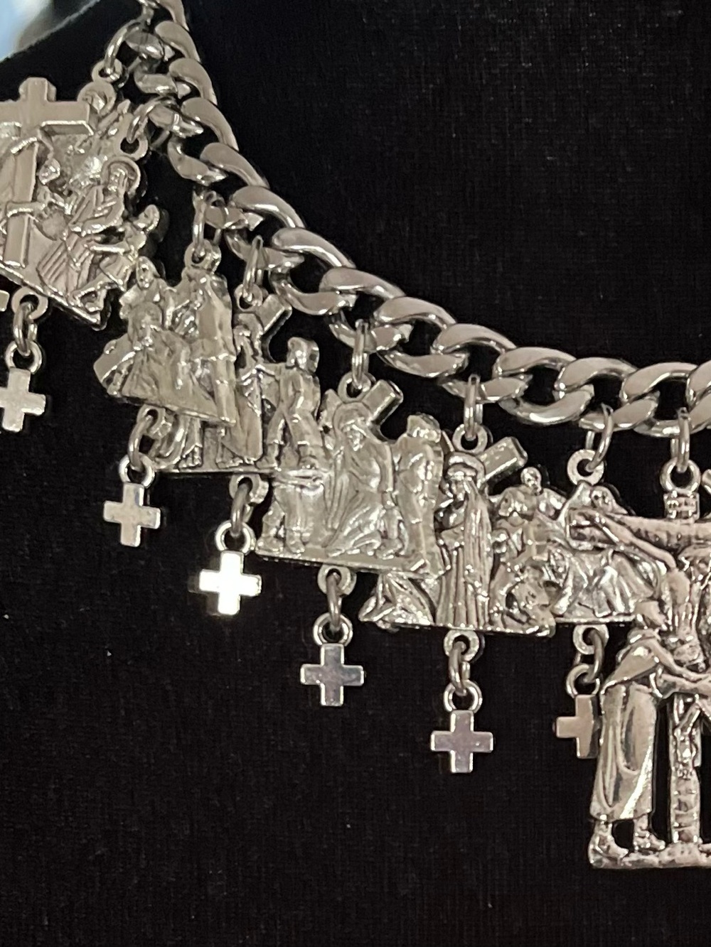 Charm Bracelet - Catholic Stations of the Cross - Picture 6 of 14